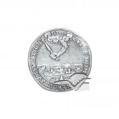 Ortschaften, darüber Arm mit Zepter aus einer Wolke (Replikat) 